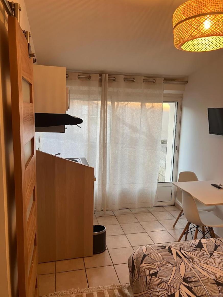 Le Nid Castries - Charmant Logement Complet Et Equipe Centre Castries Proche Montpellier 외부 사진