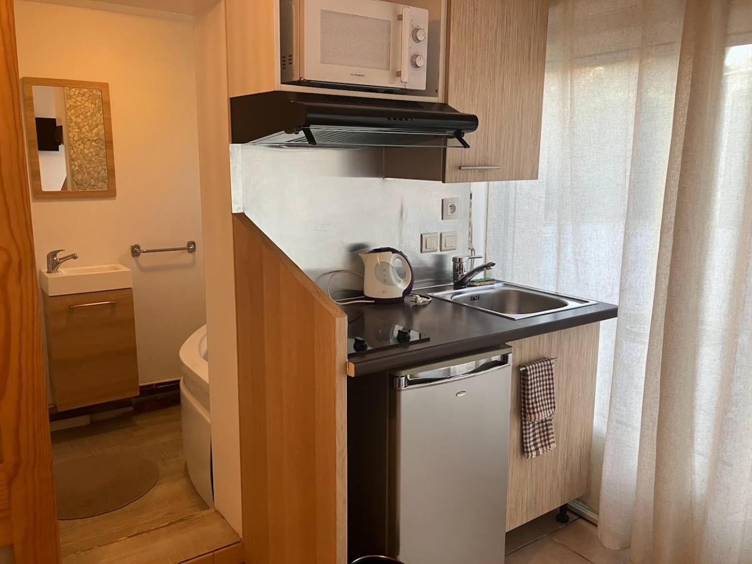 Le Nid Castries - Charmant Logement Complet Et Equipe Centre Castries Proche Montpellier 외부 사진